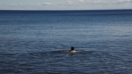 08-29c_Stephen Swimming at Bobs Cabins